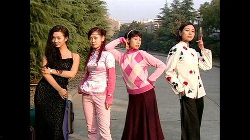 国产都市女装在线观看,国产女装在线观看盛宴